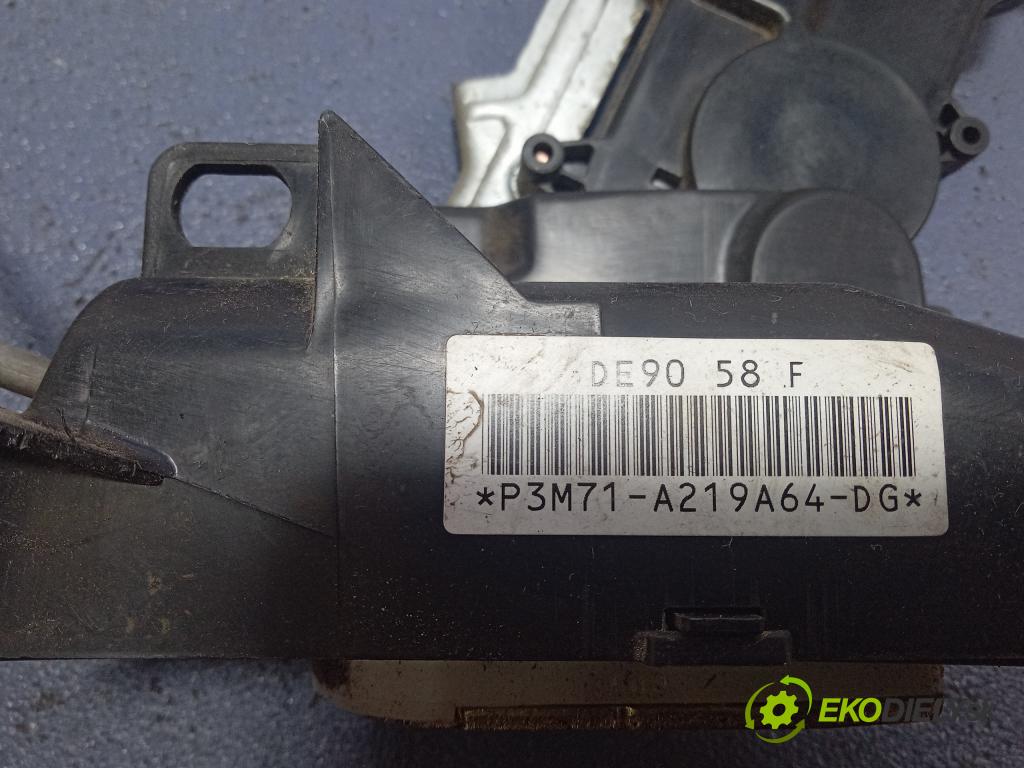 Mazda 2 2004 zámek dveře před v pravo: P3M71-A219A64-DG