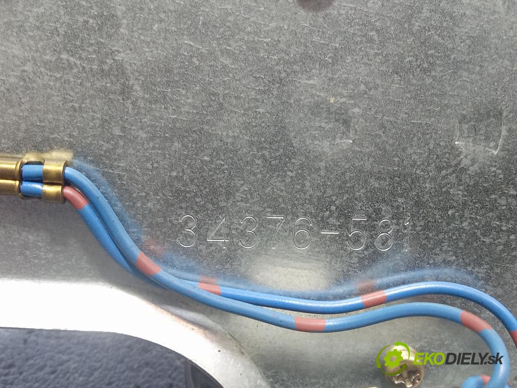 Mazda 2 2004 motor: Stierače: zad 34376-581