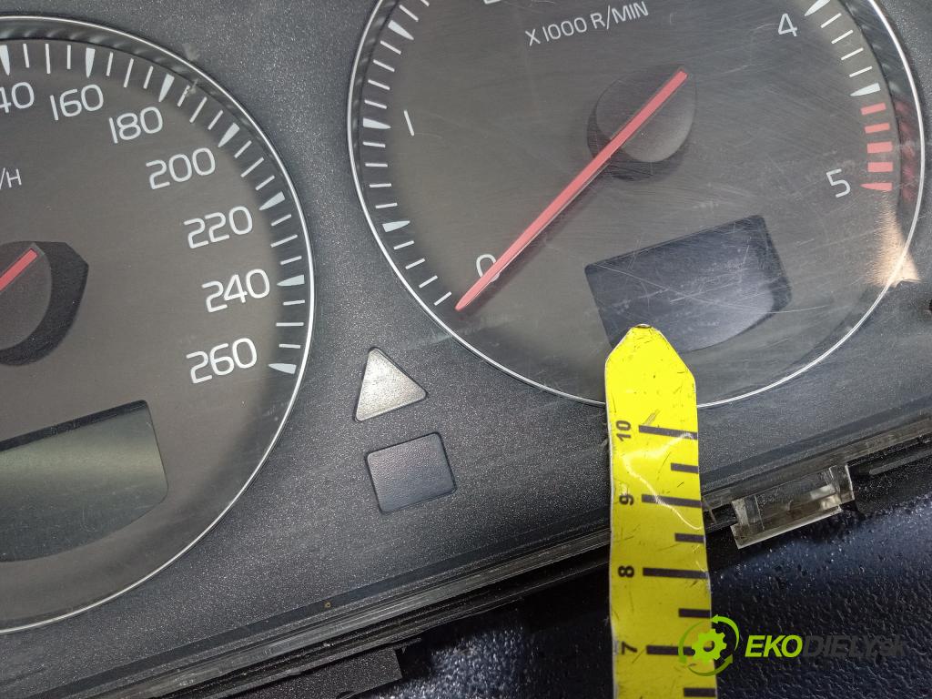 Volvo S80 2005 prístrojovka/ budíky 30682277