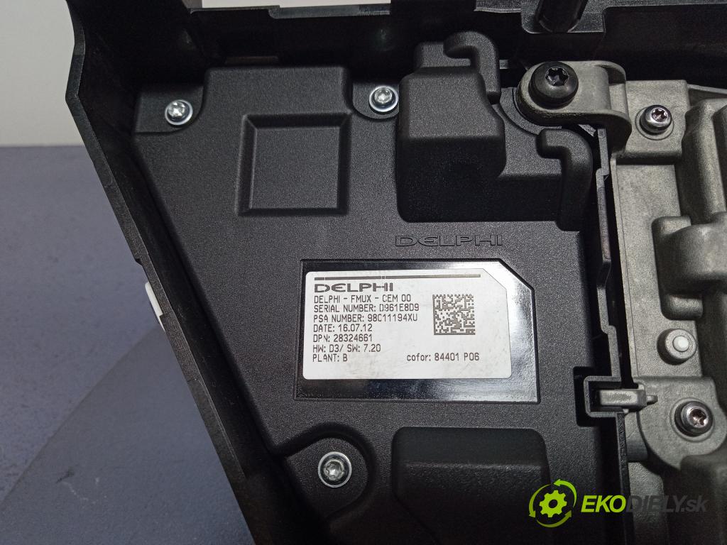 Citroen C4 picasso 2016 Zobrazit: Rádio: / GPS 98011194XU