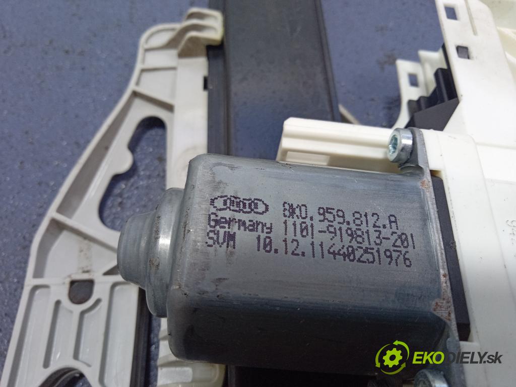 Audi A6 2012 mechanismus stahování Sklenka: Zad: v pravo: 4G0839462