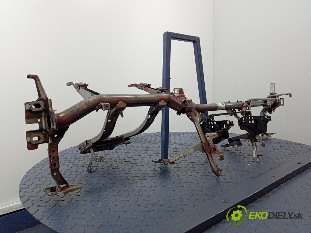 Bmw Seria 3 2019 kokpit,pristrojová doska Distribúcia: 6804042