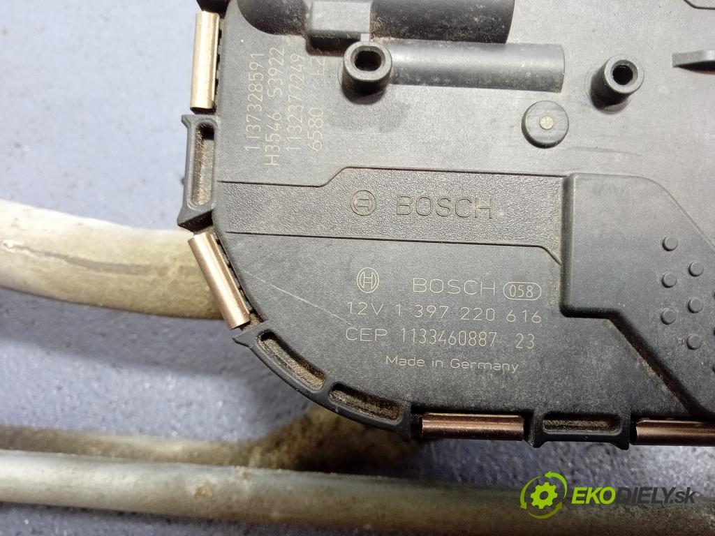 Audi A6 2012 mechanizmus motor: Stierače: Predné 3397021411