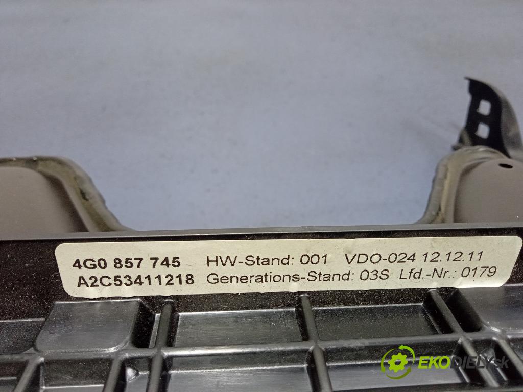 Audi A6 2012 kokpit,pristrojová doska Distribúcia: 4G0857745