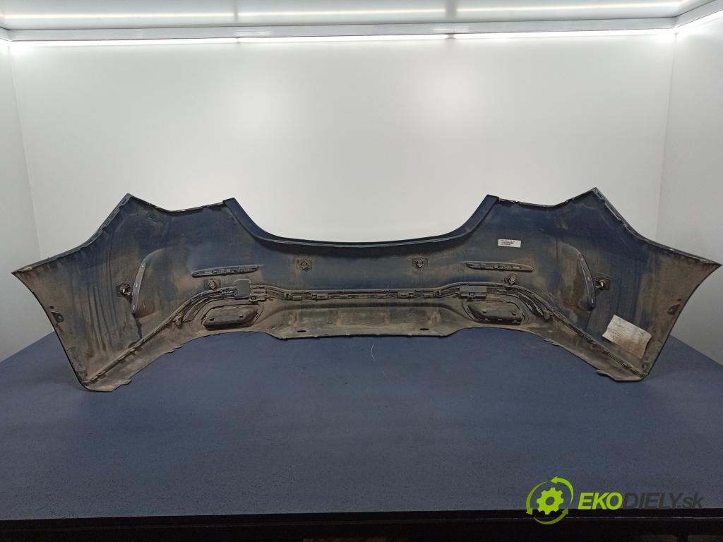 Mercedes C-klasa 0 nárazník Zad: A2068850703