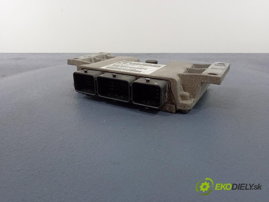 Citroen C3 2005 riadiaca jednotka Motor: 9647498180