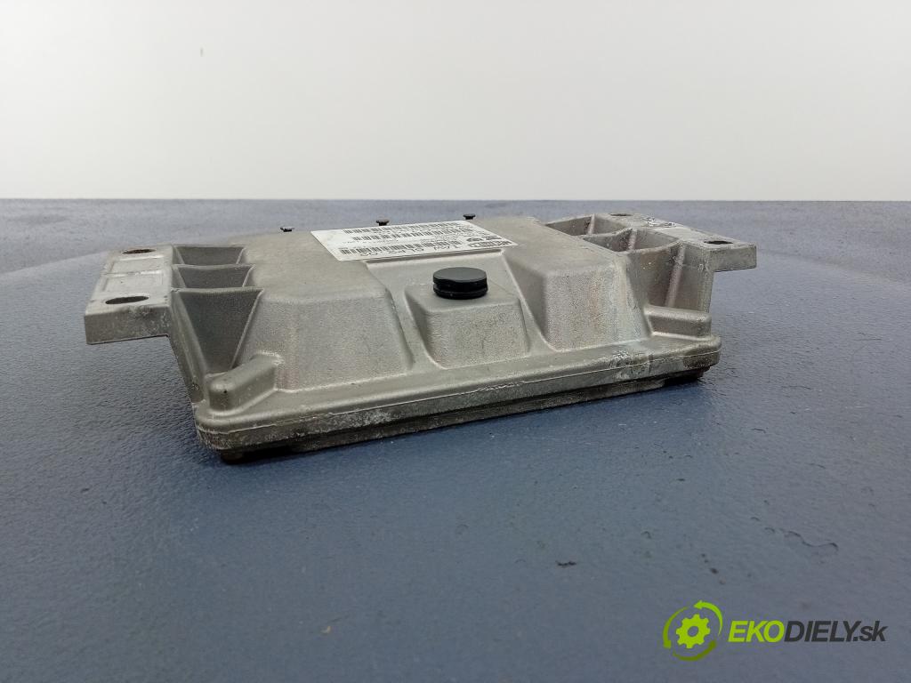 Citroen C3 2005 riadiaca jednotka Motor: 9647498180