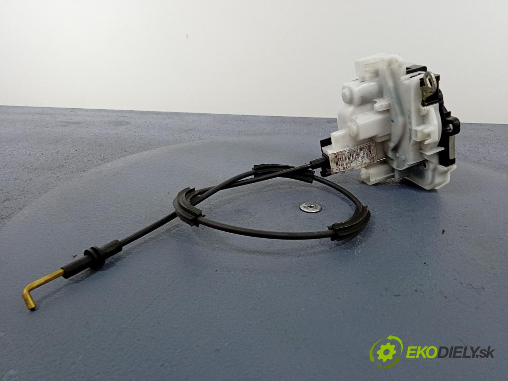 Ford Ka 2010 zámek dveře před v pravo: 51794337