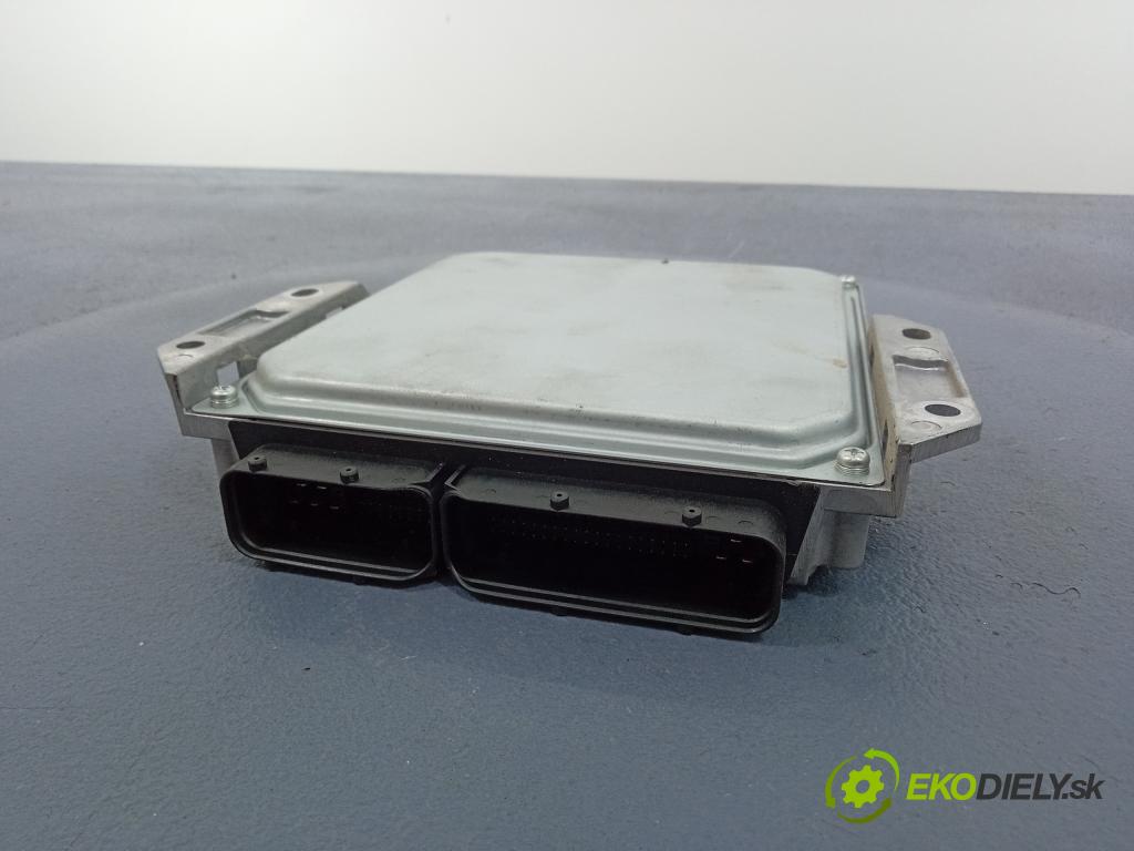 Nissan X-trail 2004 riadiaca jednotka Motor: 23710EQ44A