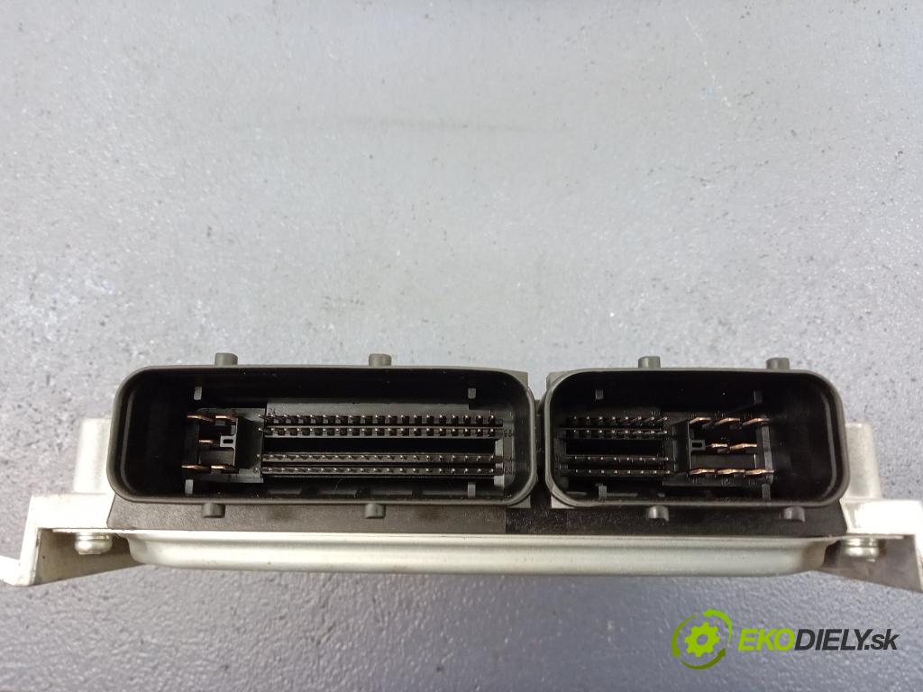 Nissan X-trail 2004 riadiaca jednotka Motor: 23710EQ44A