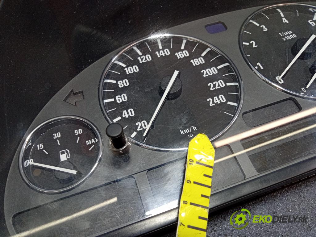 Bmw Seria 5 1996 prístrojovka/ budíky 8372354