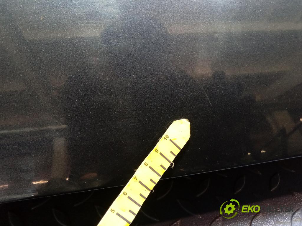 Ford S-max 2007 zadní dveře kufra: kufr 01