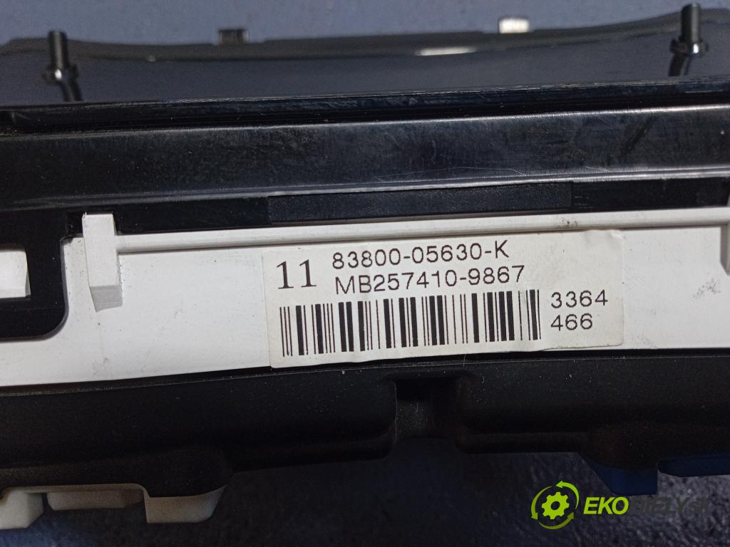 Toyota Avensis 2005 prístrojovka/ budíky 83800-05630-K