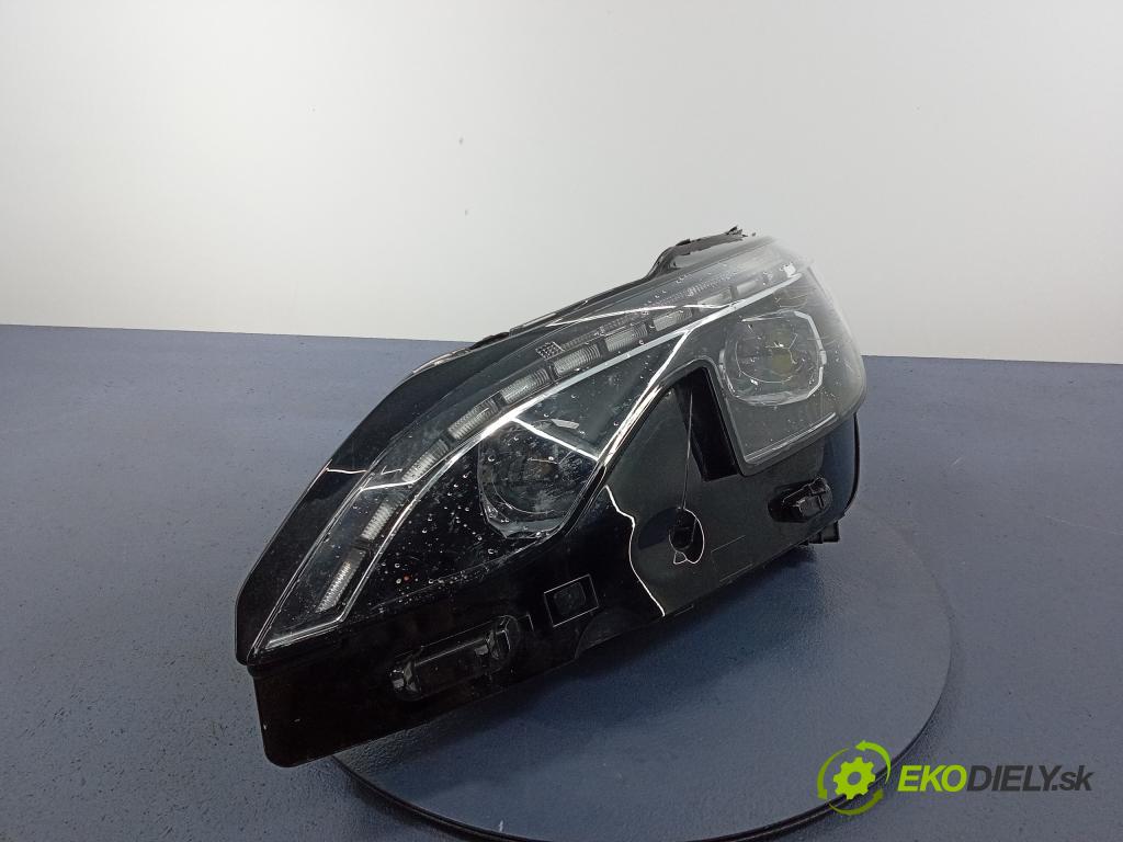 Peugeot 3008 0 Reflektor: Vľavo: 9826572780