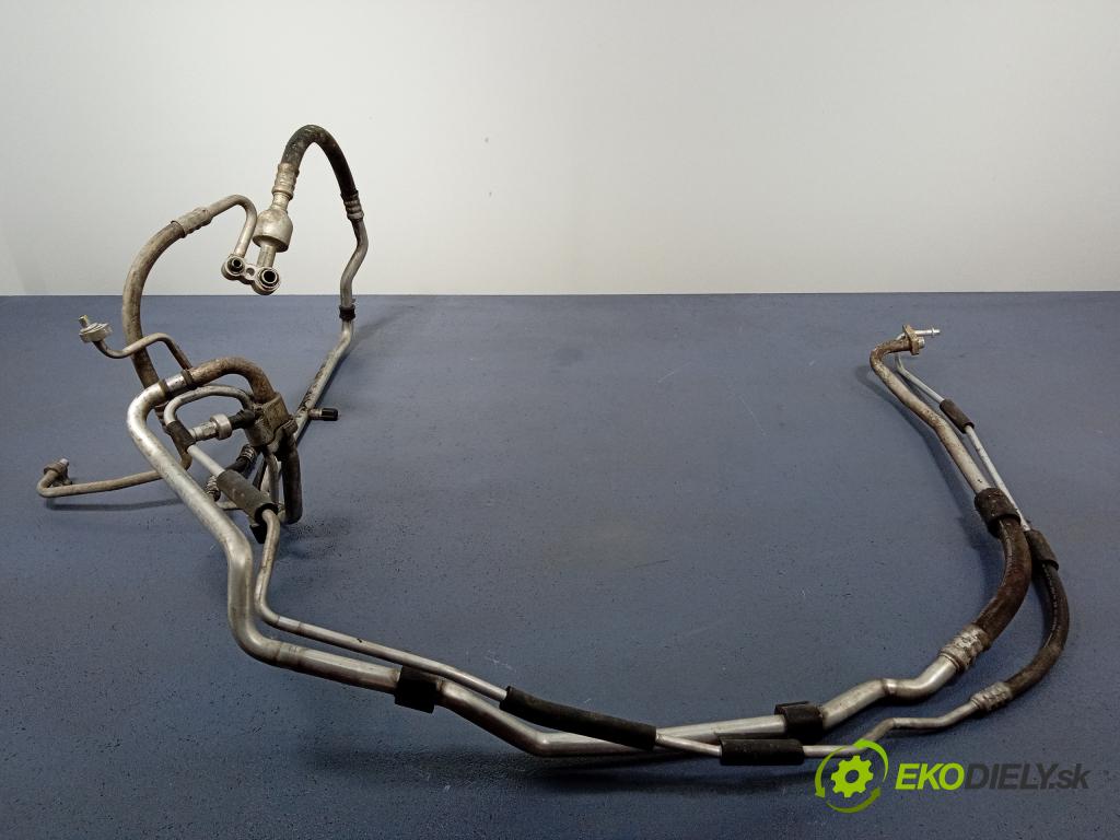 Opel Vectra 2003 rúrka Klimatizácia: 9229659