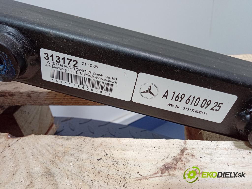 Mercedes A-klasa 2006 oko Do Přívěsy A1693100137