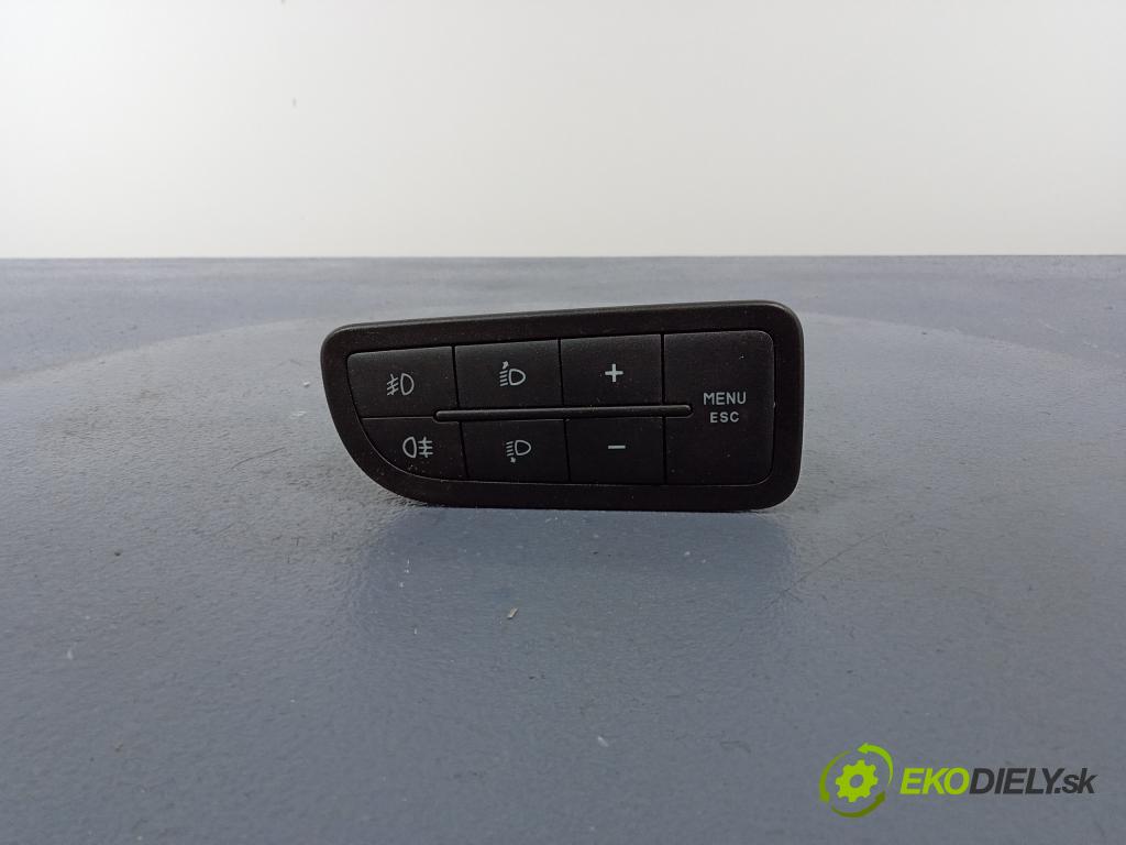 Alfa romeo Mito 2010 Přepínač Světel: 01