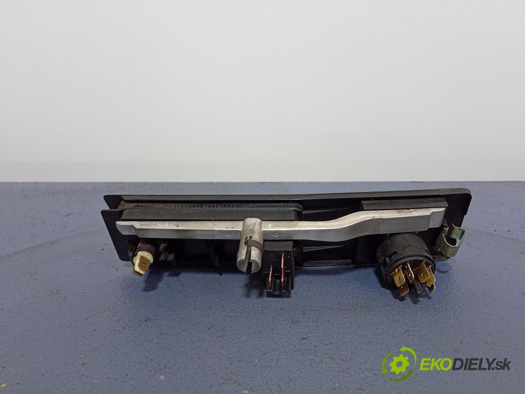 Volvo 740 1989 Přepínač Světel: 01