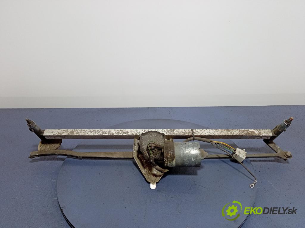 Volvo 740 1989 mechanizmus motor: Stierače: Predné 01
