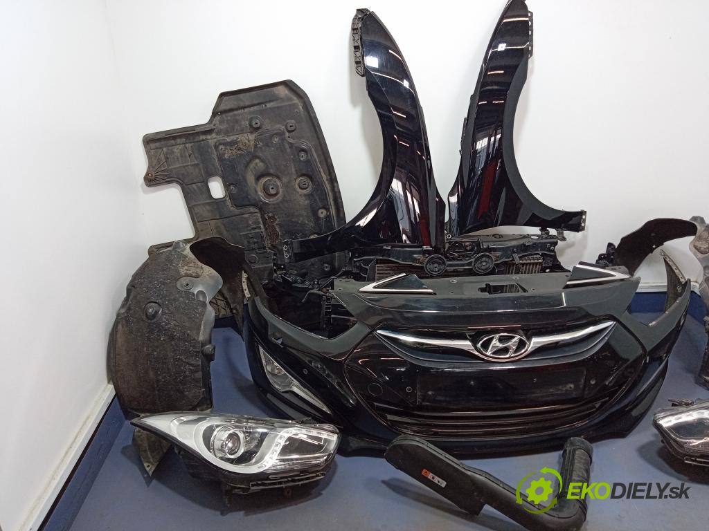 Hyundai I40 2013 nárazník před 01