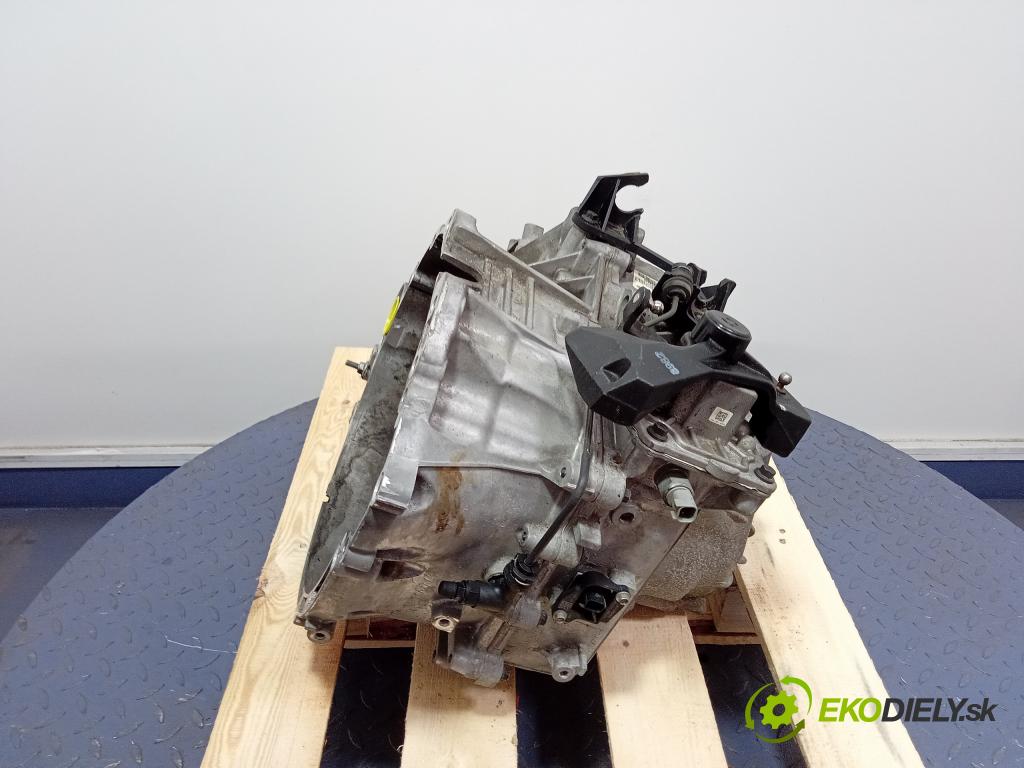 Volvo S40/V40 2015 prevodovka Výbava: Manualna FU1R-7002-AEB