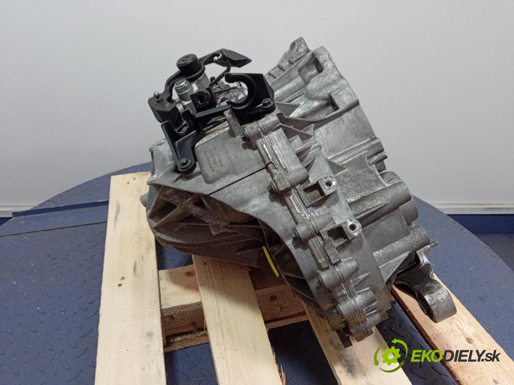 Volvo S40/V40 2015 prevodovka Výbava: Manualna FU1R-7002-AEB