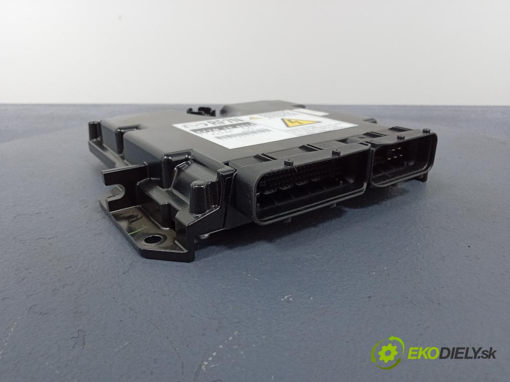 Mazda 5 2005 riadiaca jednotka Motor: 275800-6457
