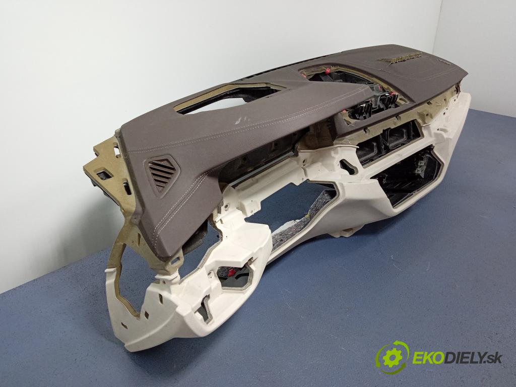 Bmw Seria 5 0 kokpit,pristrojová doska Distribúcia: 9329567