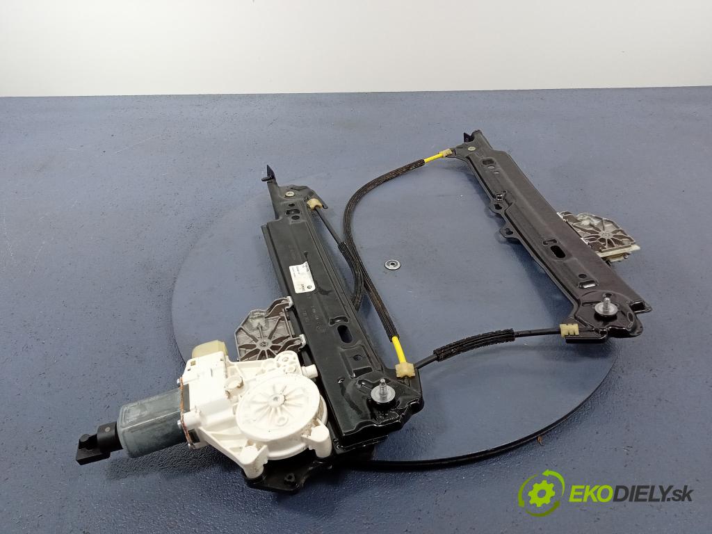 Bmw Seria 3 2018 mechanismus stahování Sklenka: Zad: v pravo: 7291422
