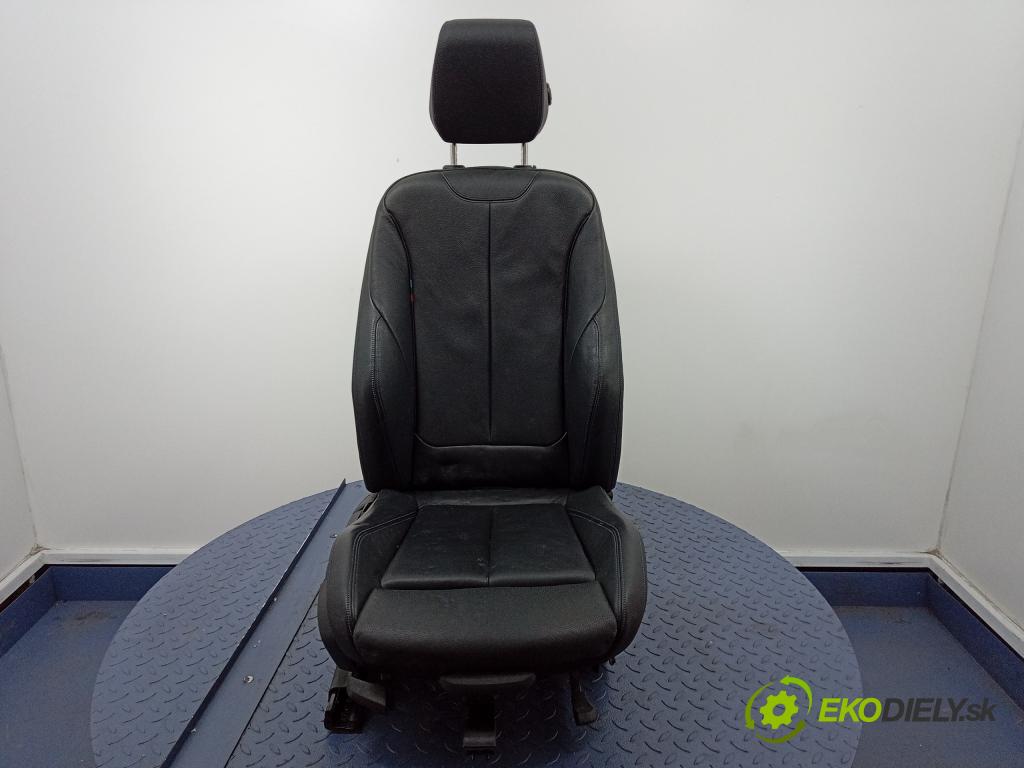 Bmw Seria 3 2018 Sedačka spolujazdca 01
