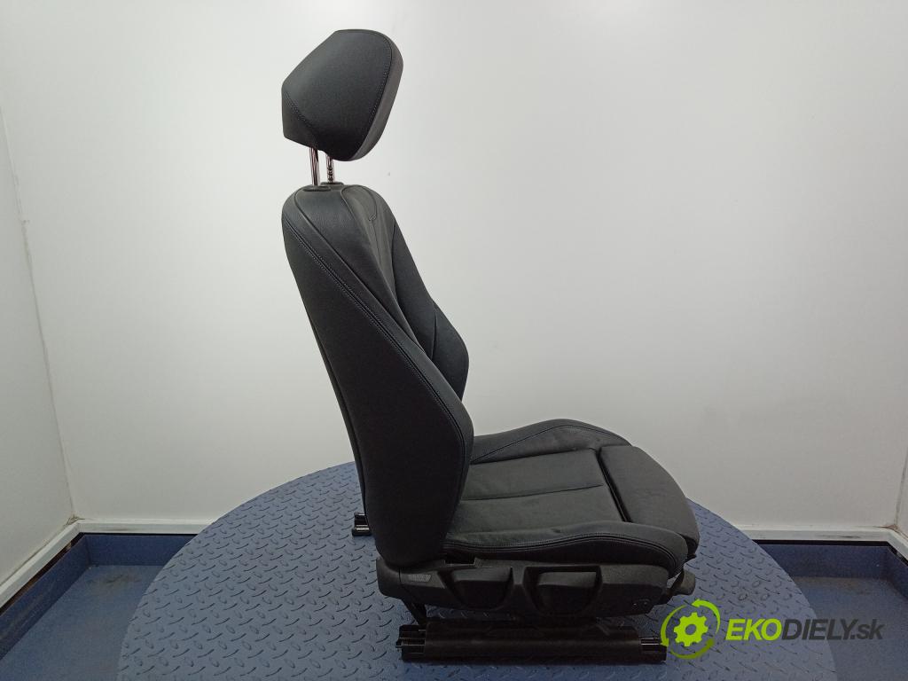 Bmw Seria 3 2018 Sedačka spolujazdca 01