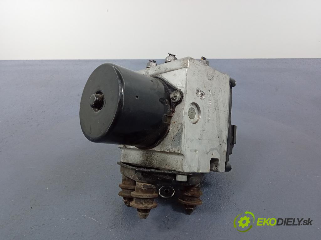 Vw Passat 2006 čerpadlo ABS x 3C0614095T