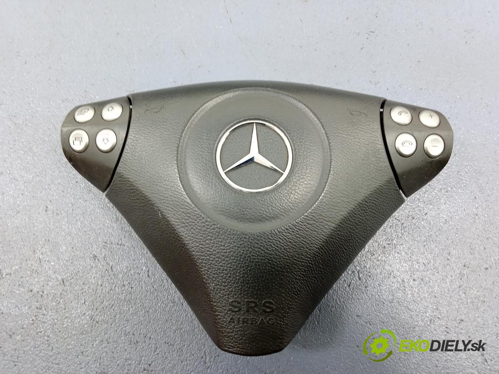 Mercedes C-klasa 2006 kokpit,pristrojová doska Distribúcia: 2036800187