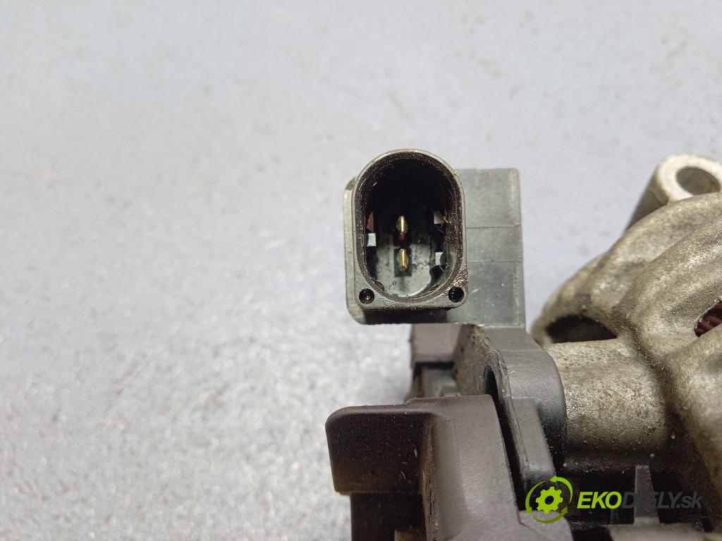 Mercedes C-klasa 2006 Alternator 0124625023