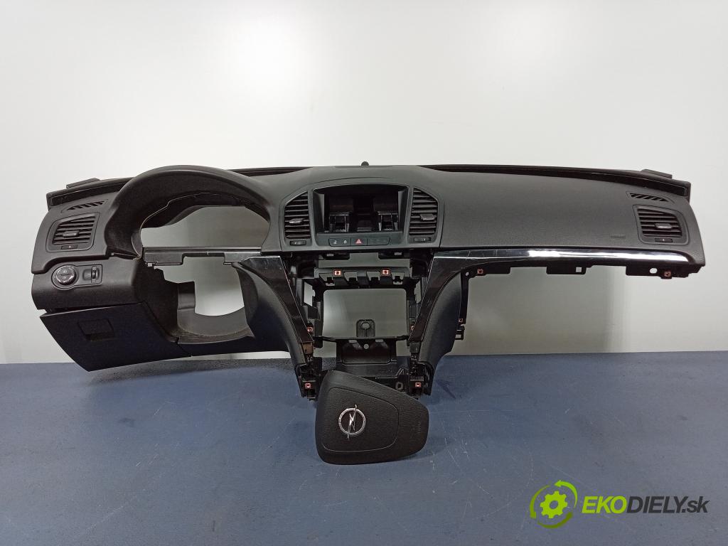 Opel Insignia 2012 kokpit,pristrojová doska Distribúcia: 01