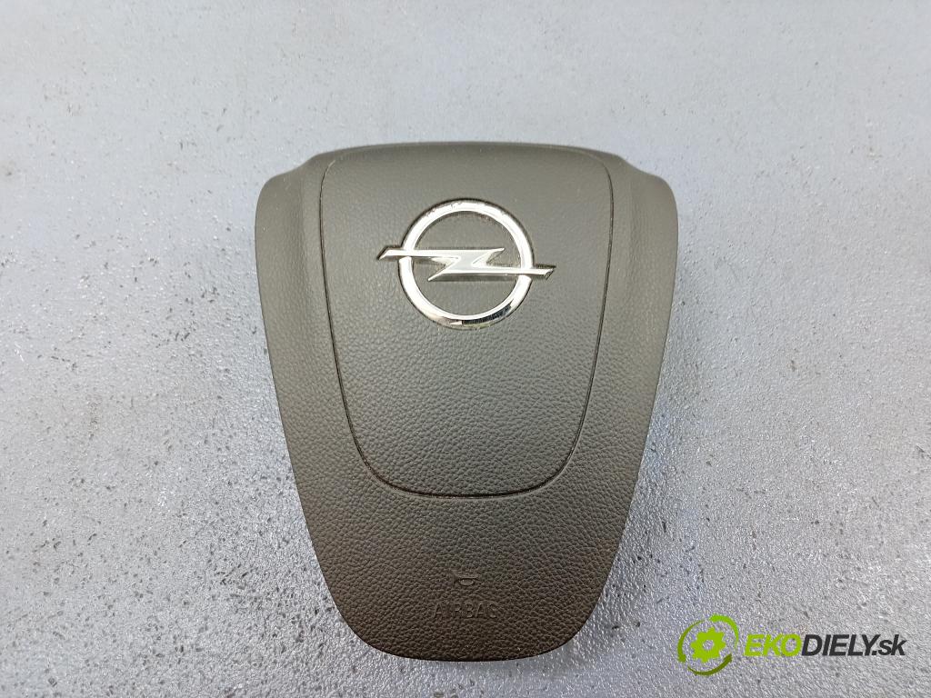 Opel Insignia 2012 kokpit,pristrojová doska Distribúcia: 01