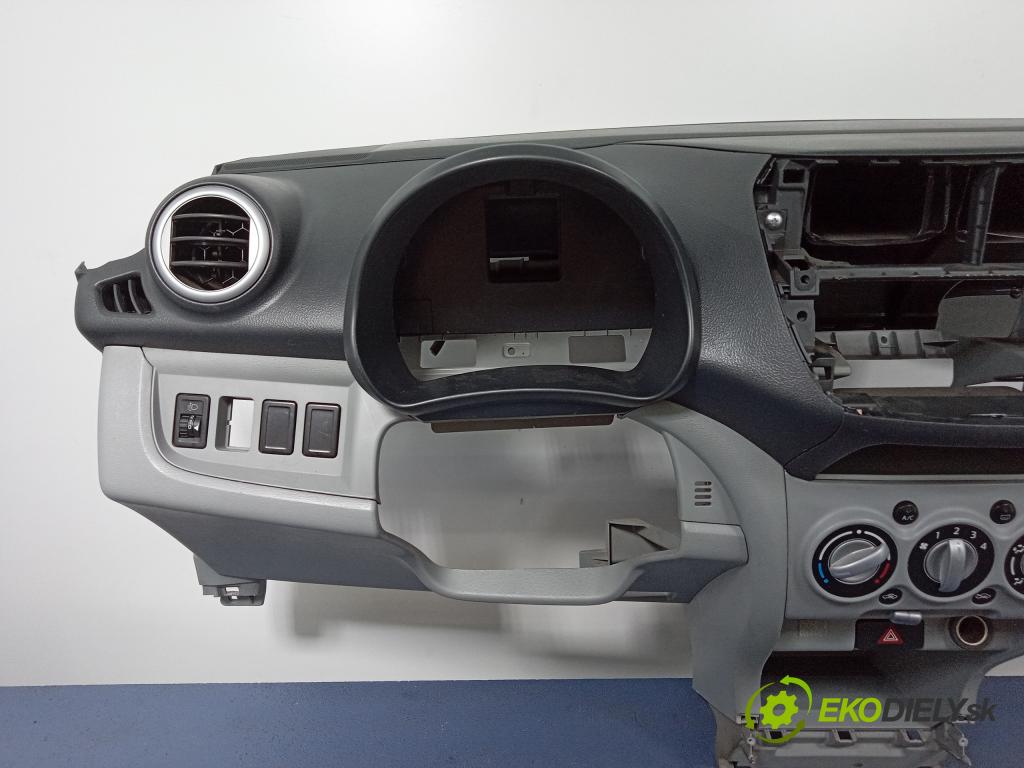 Suzuki Alto 2010 kokpit,pristrojová doska Distribúcia: 01