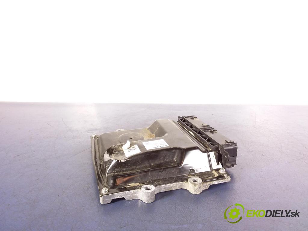 Volvo XC60 2018 riadiaca jednotka Motor: 32203480