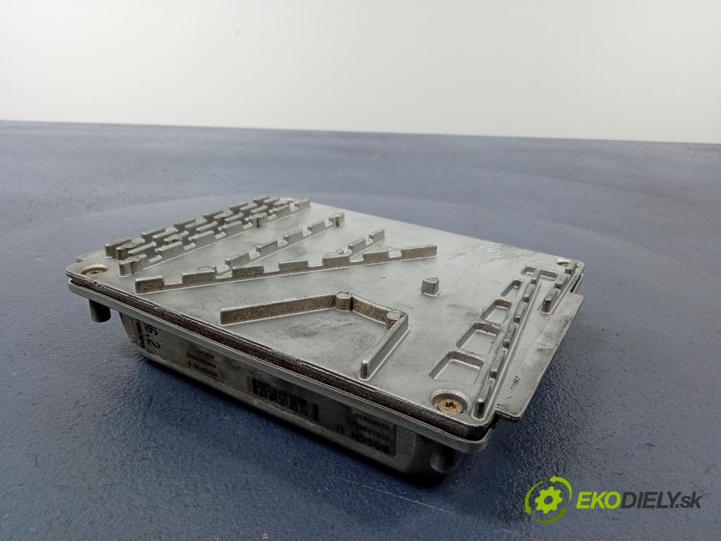 Volvo S80 2000 riadiaca jednotka Motor: 0261206272