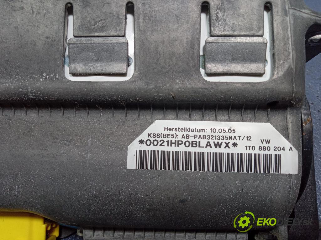 Vw Touran 2005 kokpit,pristrojová doska Distribúcia: 1T1857001
