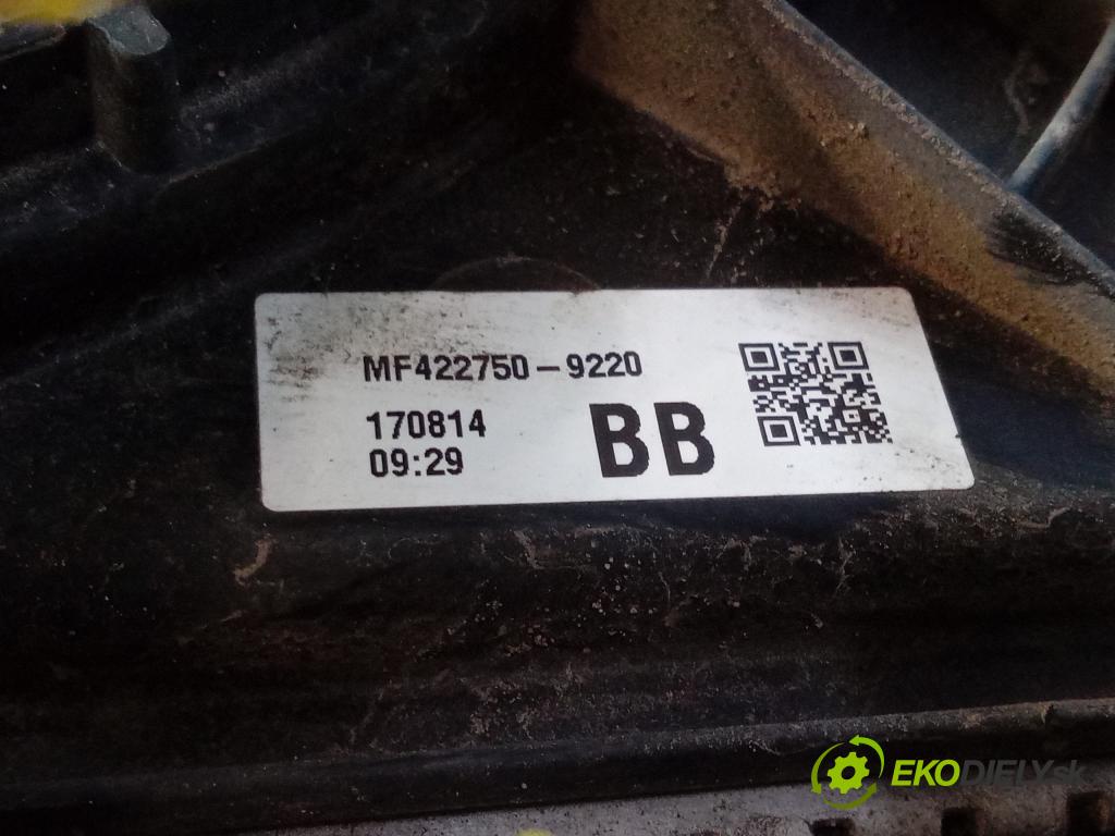 Toyota Avensis 2017 výztuha Čelní / stěna Přední 16040-0X041