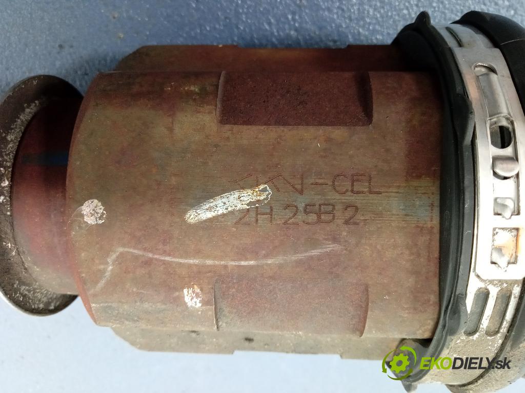 Jeep Grand Cherokee 2012 poloos Prava: Predné P52124712AB