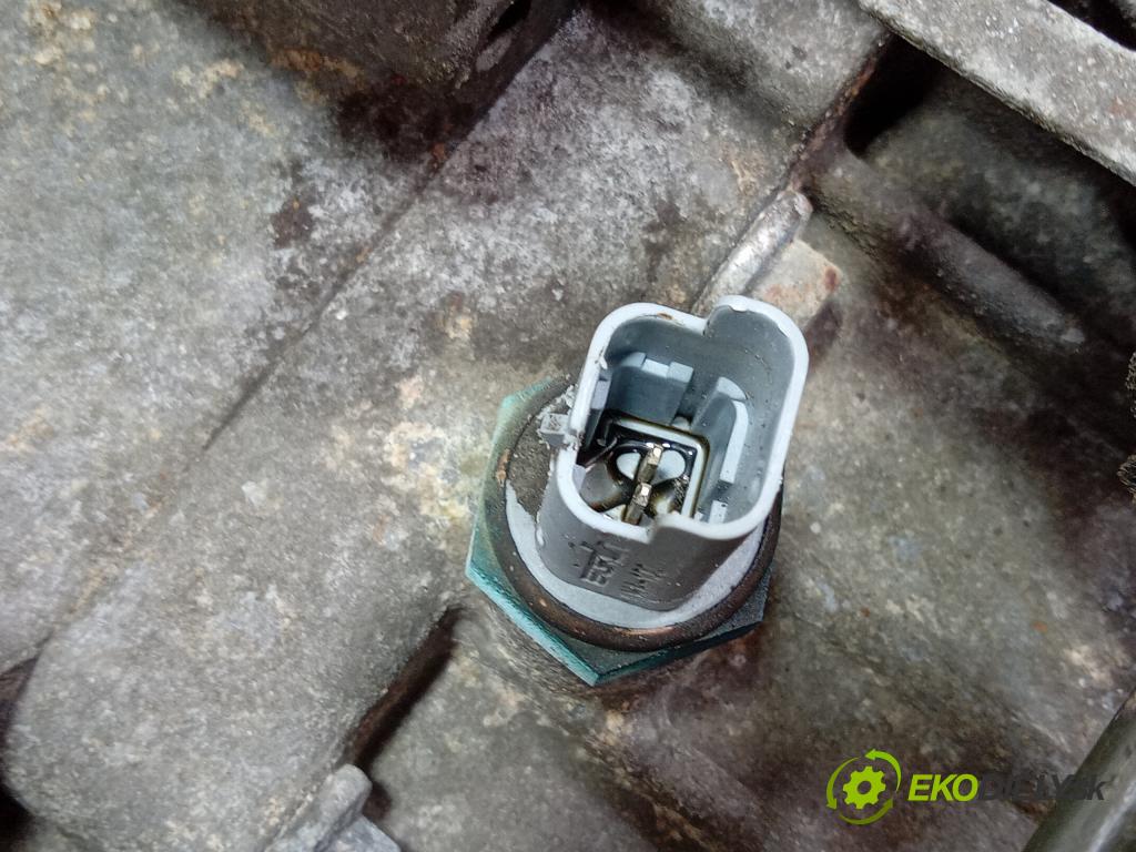 Peugeot 607 2001 prevodovka Manualna 20UE06
