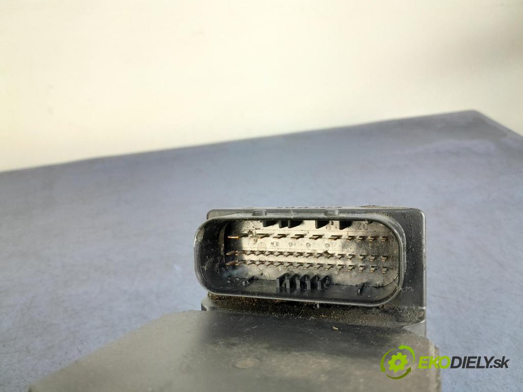 Vw Phaeton 2006 čerpadlo ABS x 0265950105