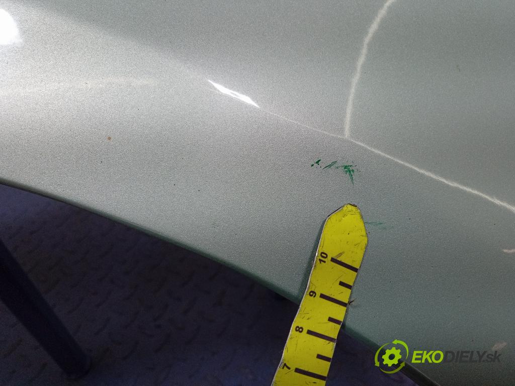 Mazda 2 2006 blatnik před Levý: 01