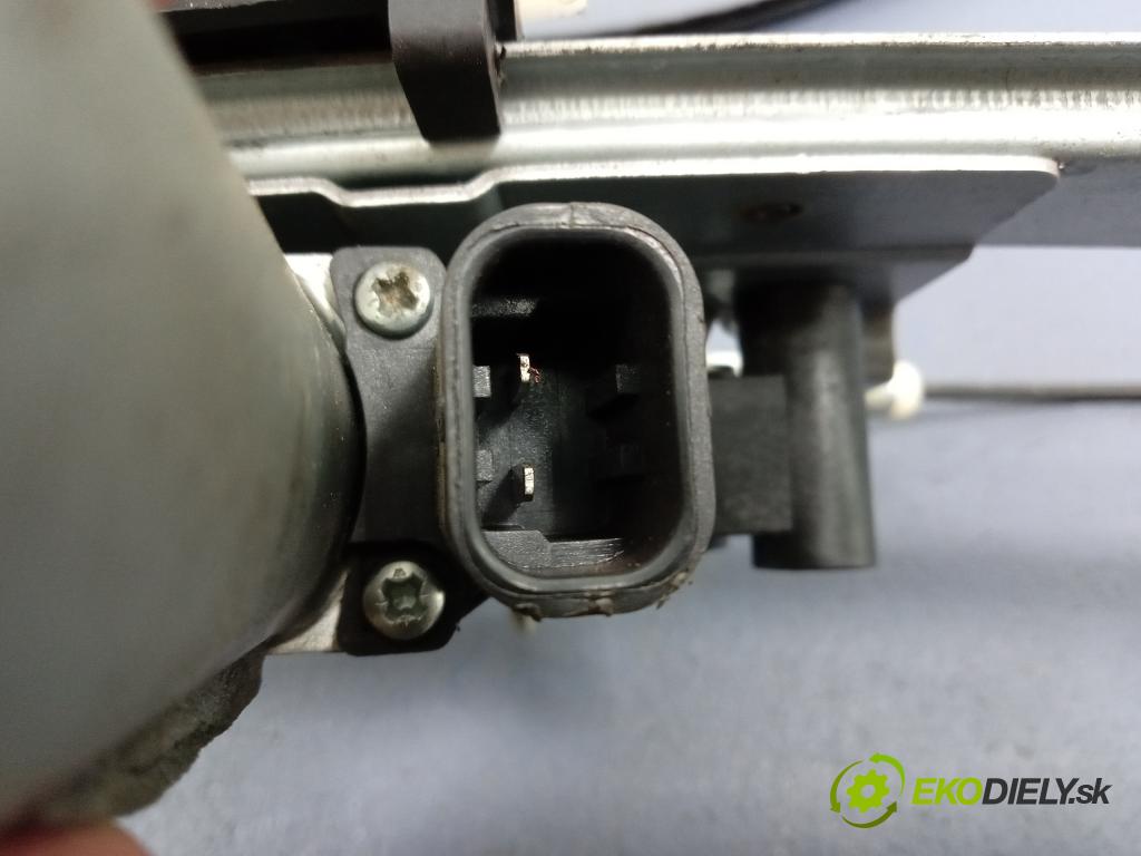 Fiat Punto 2007 mechanizmus okná Okná: Predné Vľavo: ACQ0091