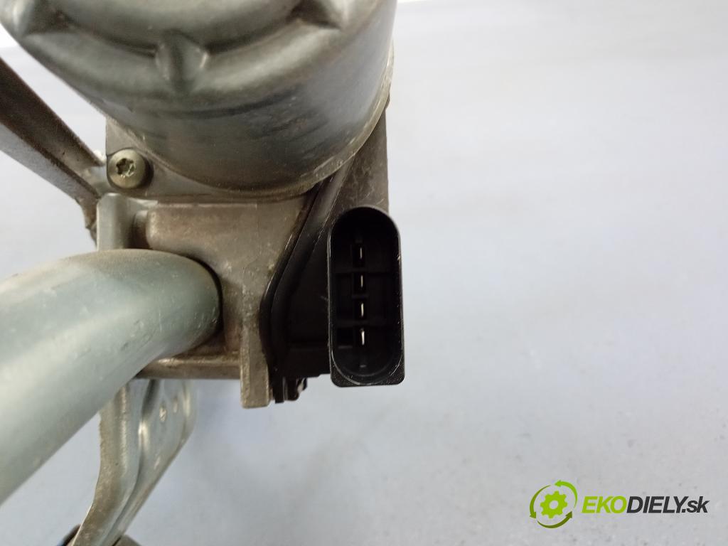 Skoda Octavia 2020 mechanizmus motor: Stierače: Predné 5E4955023