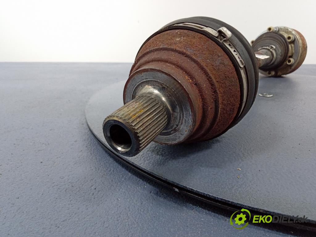 Skoda Octavia 2020 poloos levá před 5WA407271G