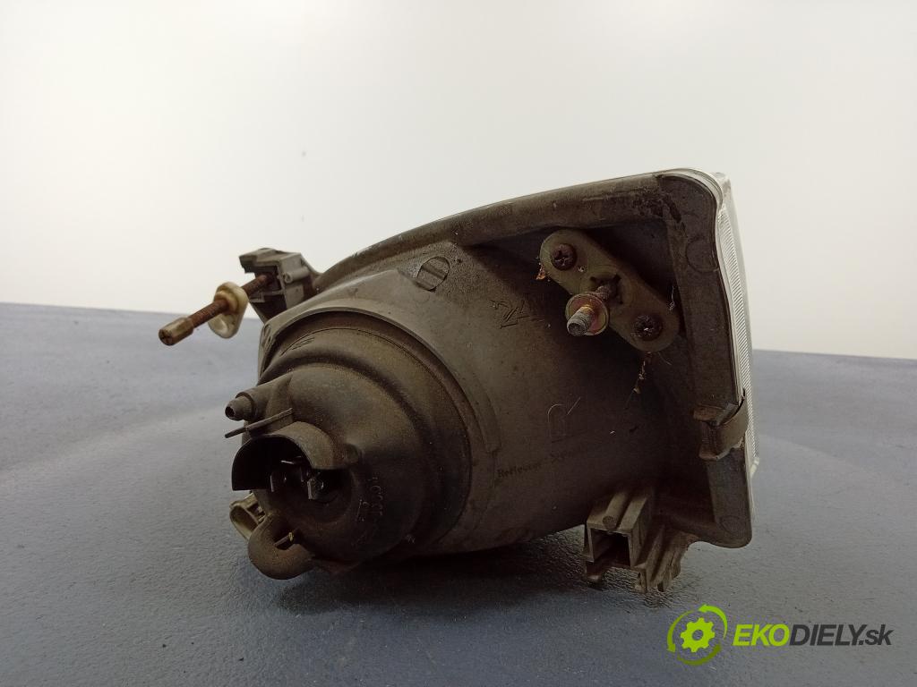 Toyota Starlet 1998 Reflektor: v pravo: KOITO 10-81