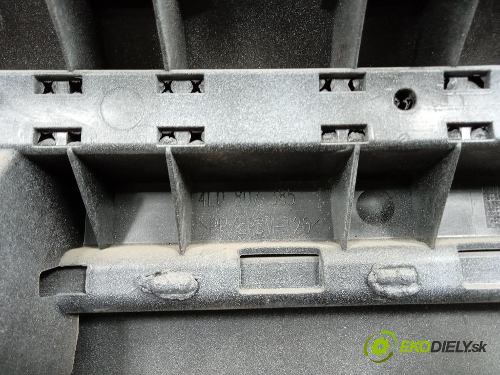 Audi Q7 2007 nárazník Zad: 01